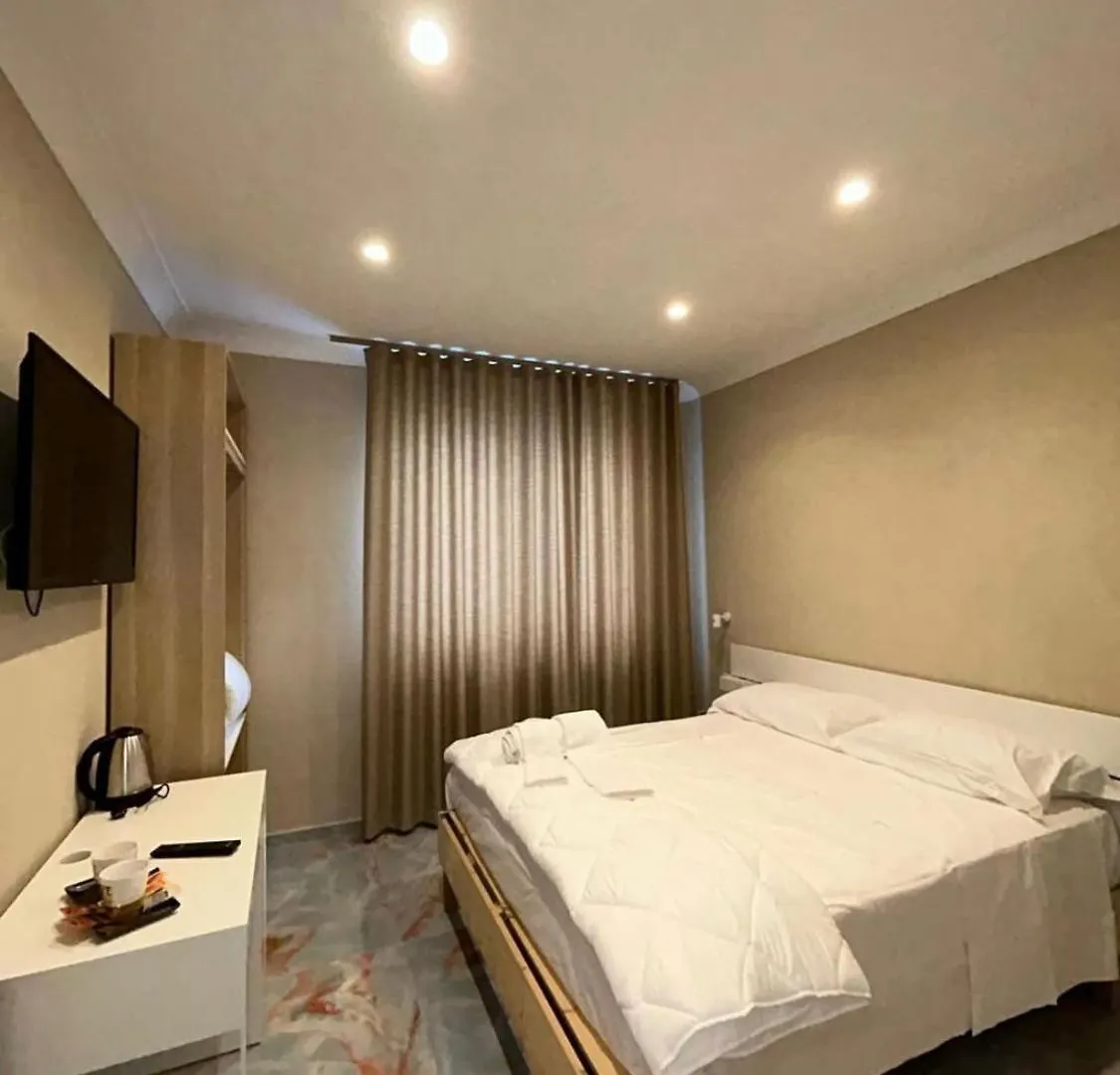 Affittacamere Hotel Business House Napoli