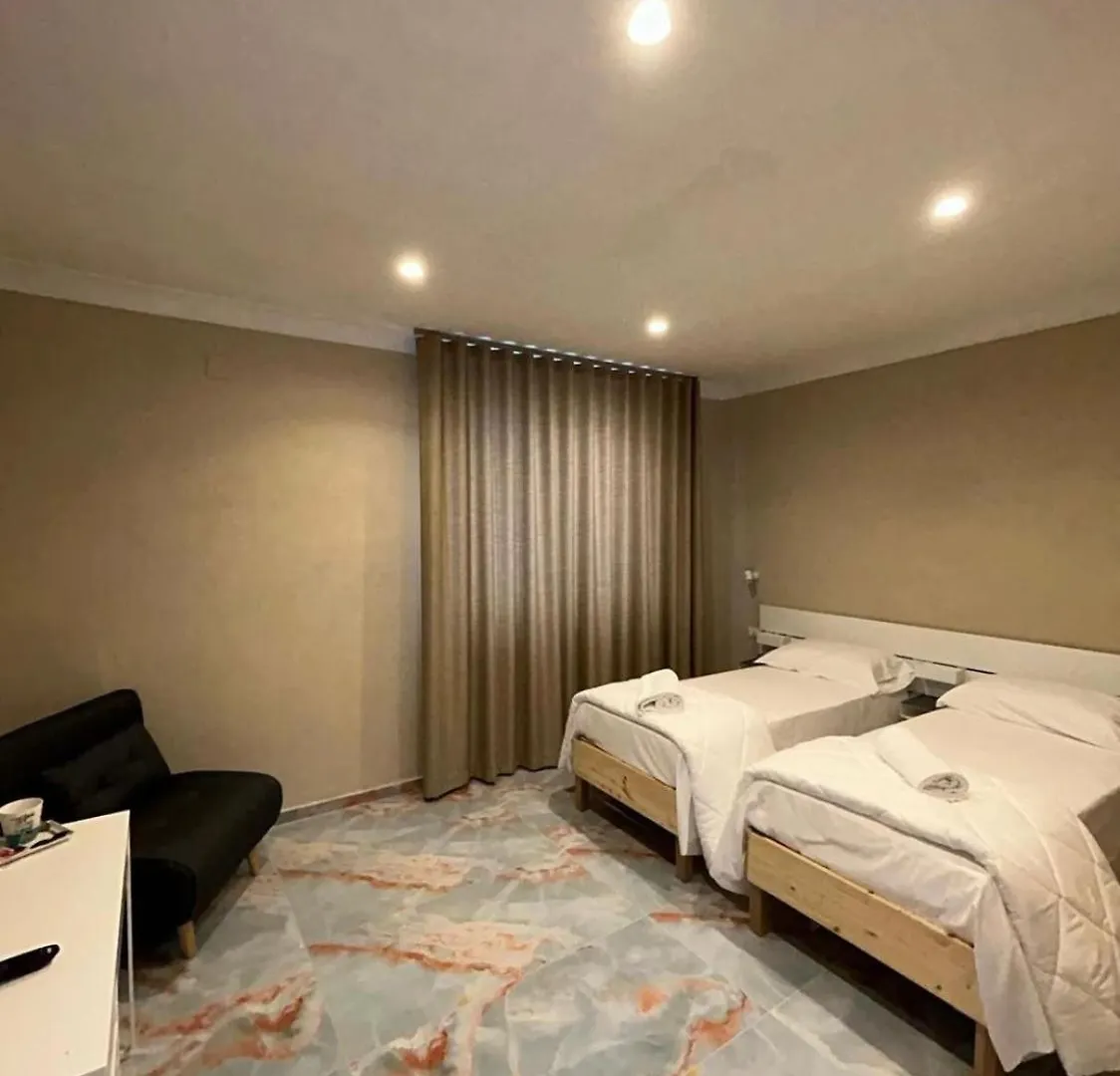Guest house Business House Hotel Naples Italy